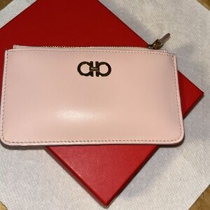 FERRAGAMO Double Gancini Leather Zip Card Case MADE IN ITALY BONBON CALF